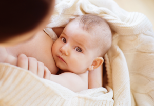 Offener Stilltreff im ZiM Poing - Foto Mutter mit Baby